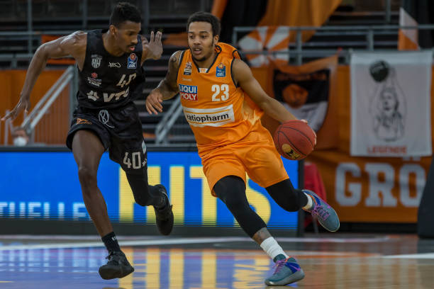 大胜背后的 大胜背后的