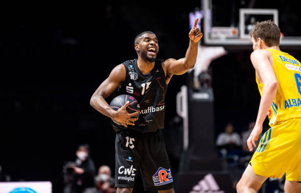 的离开很大 的离开很大