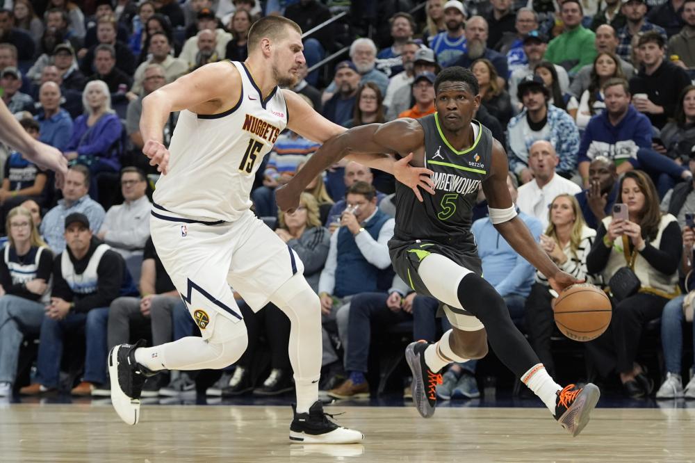 相比之下 相比之下